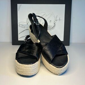 Sey chelles Cadence Black Women’s Sandals Size 8